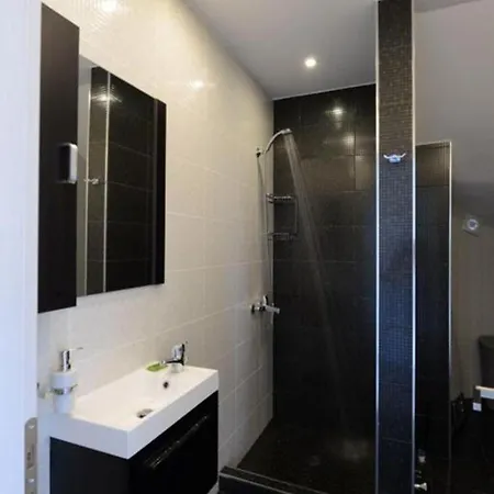 Eos Villa *